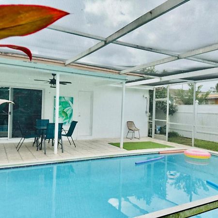 Serenity Spot Wd Pool, Lake, River & Canal View Сънрайз Екстериор снимка